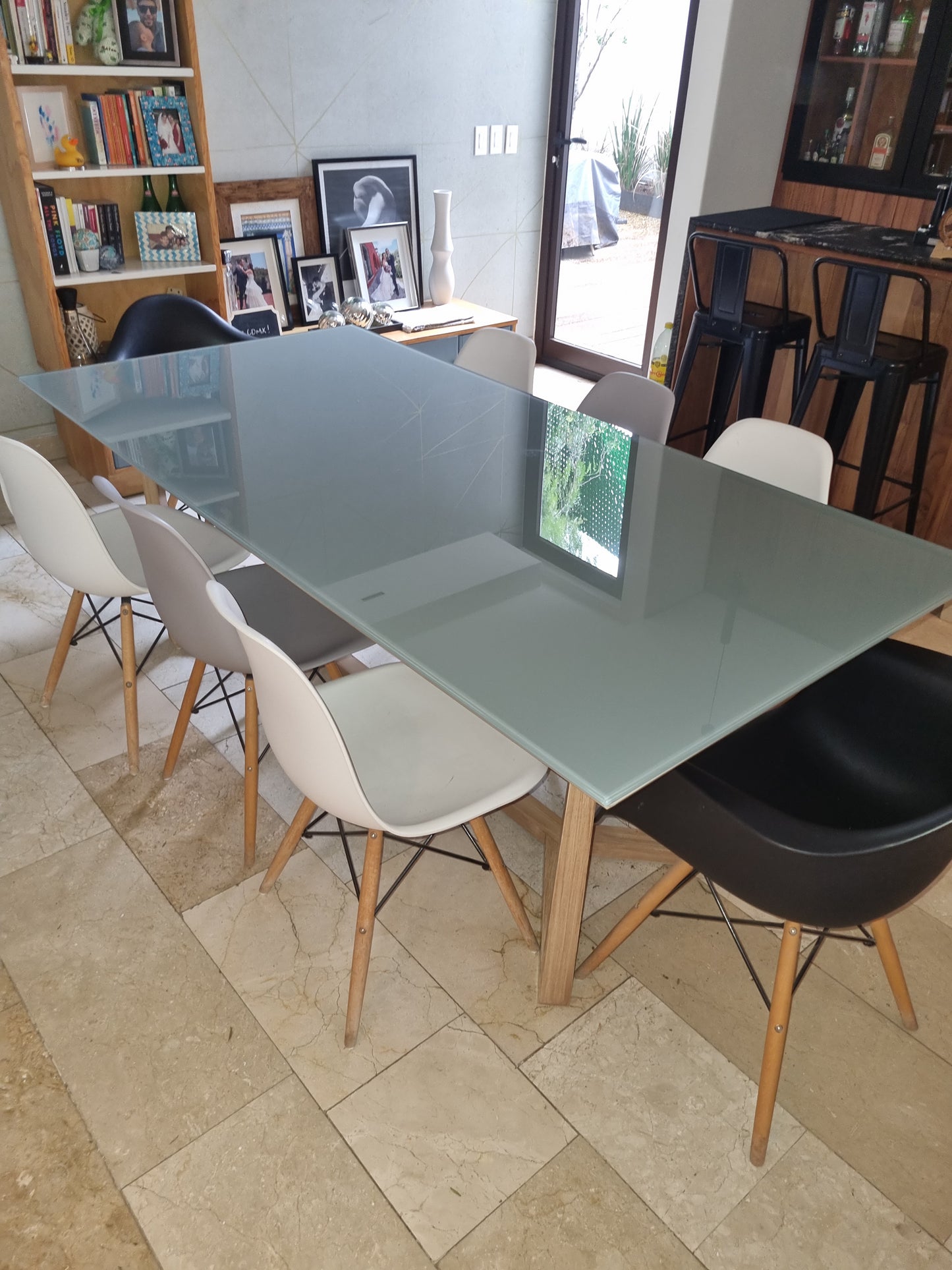 Mesa de Comedor con 8 Sillas