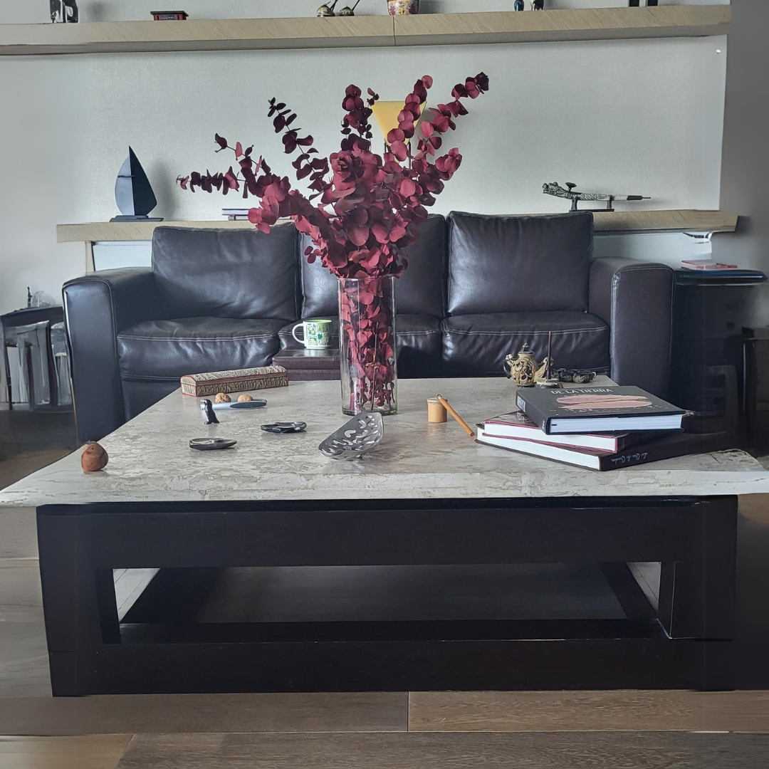 Mesa de Centro de Madera con Mármol