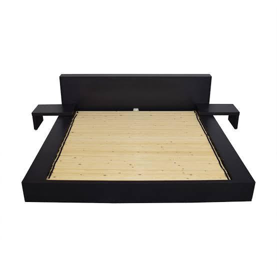 Base de Cama King con Mesitas - BoConcept