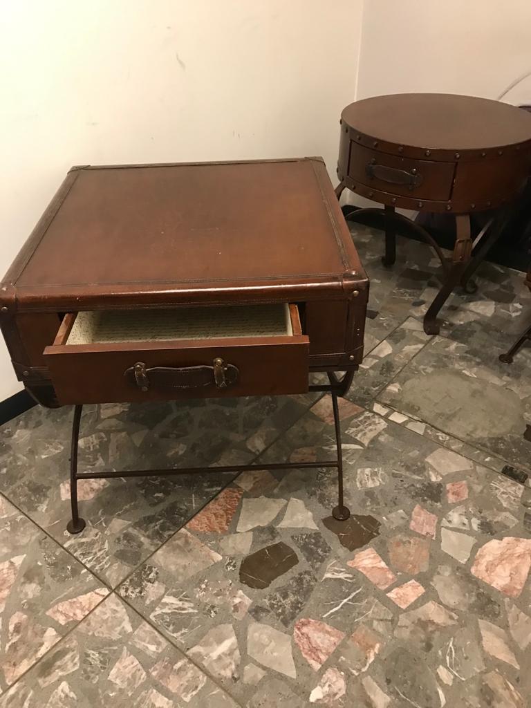 Mesa Auxiliar Cuadrada Estilo Vintage de Madera con Patas de Herrería